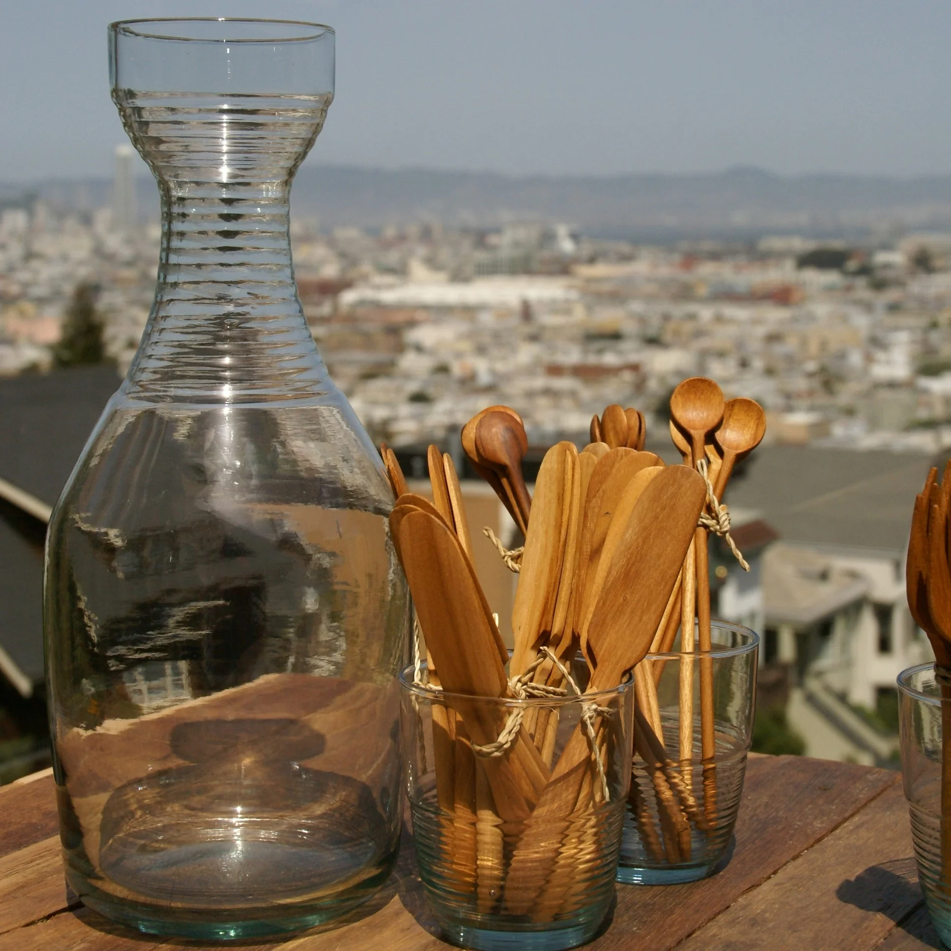 Premium Recycled Ripple Carafe - Image 3