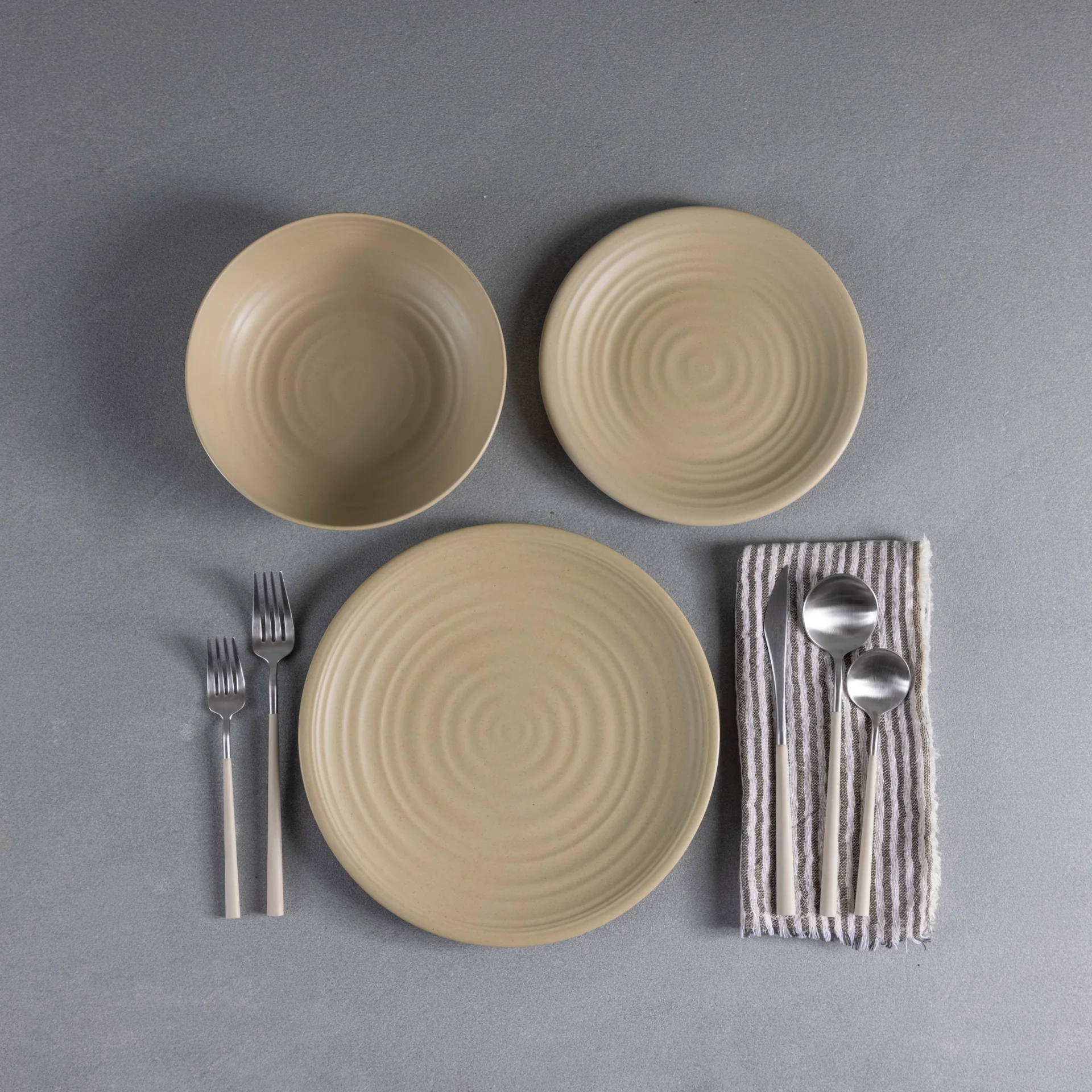 Sancha Organic Salad Plate, Birch, Set of 4 - Image 3