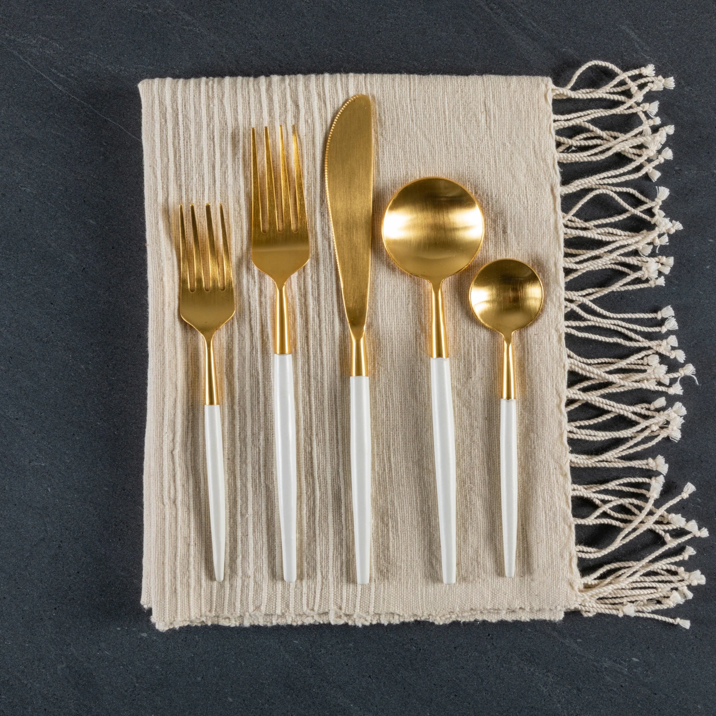 White & Gold Flatware Set - Image 4